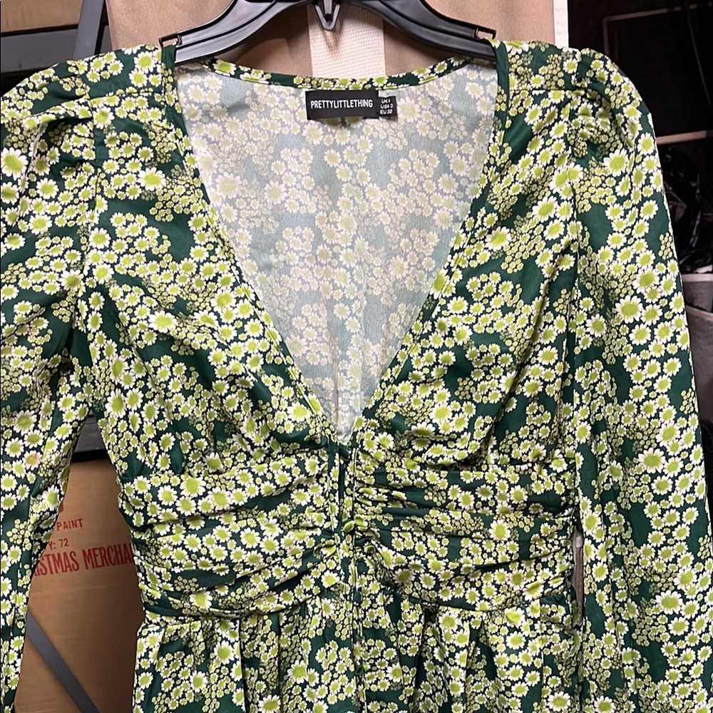 PrettyLittleThing Mini Dress - Picture 5 of 5